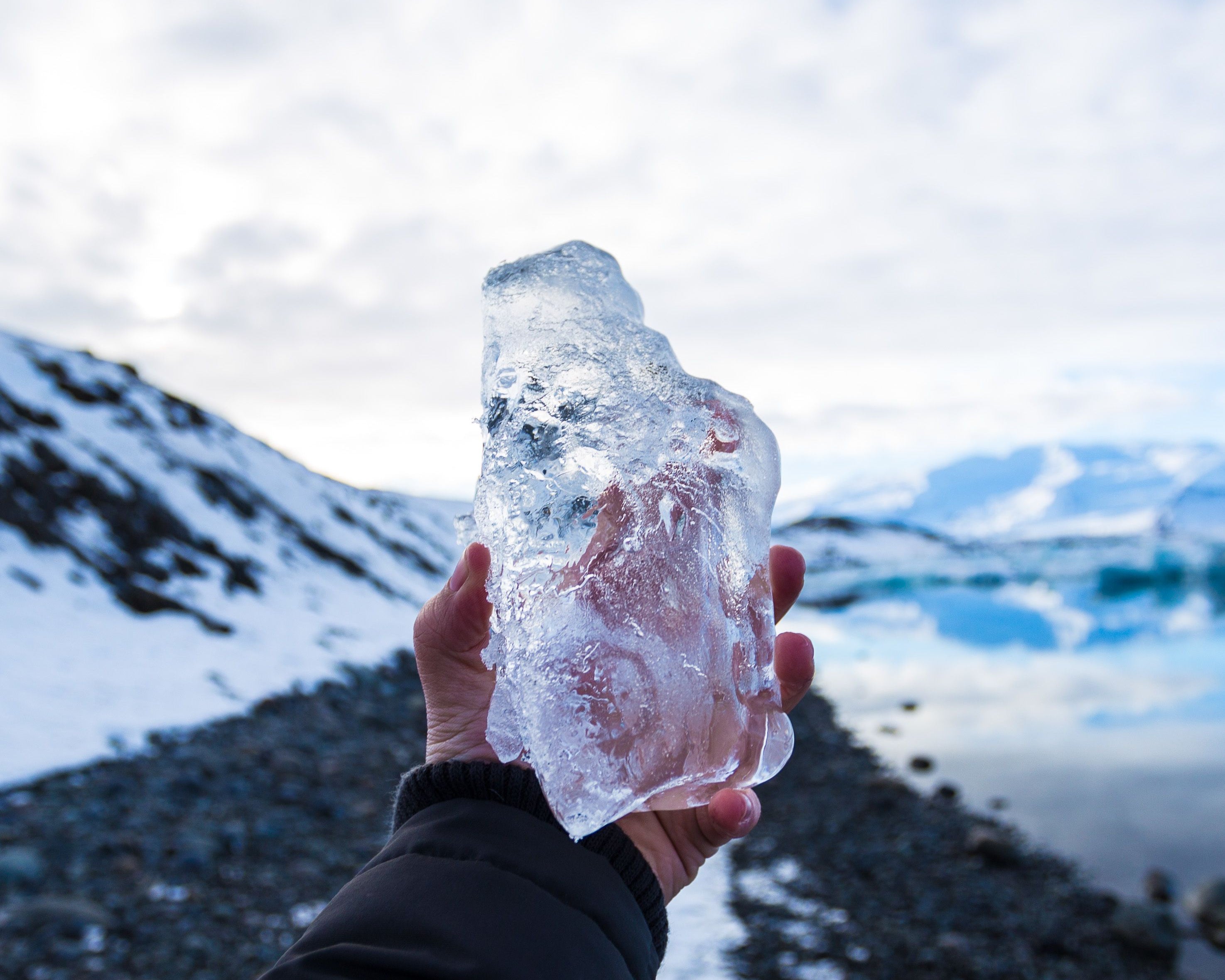 How Much Ice is Needed For an Ice Bath